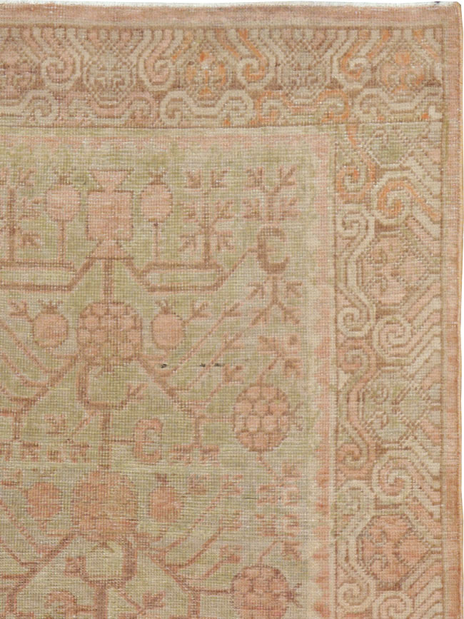Vintage East Turkestan Khotan Carpet, No.17895 - Gsblank