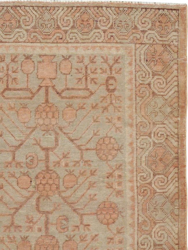 Vintage East Turkestan Khotan Carpet, No.17895 - Gsblank