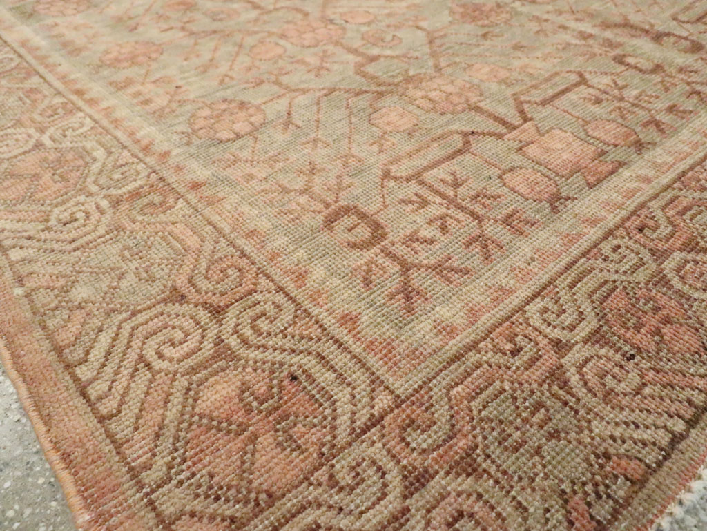 Vintage East Turkestan Khotan Carpet, No.17895 - Gsblank