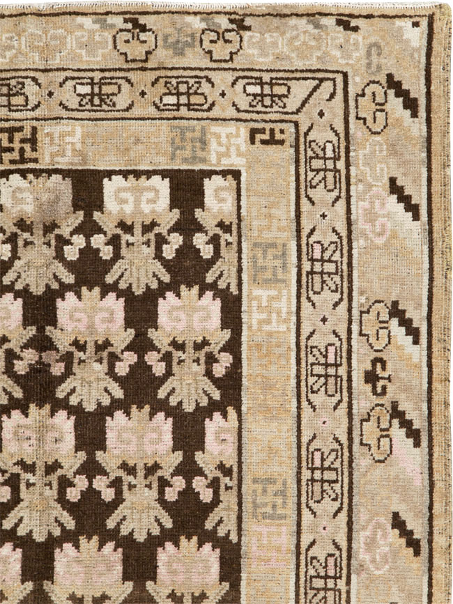 Vintage East Turkestan Khotan Carpet, No.17902 - Gsblank