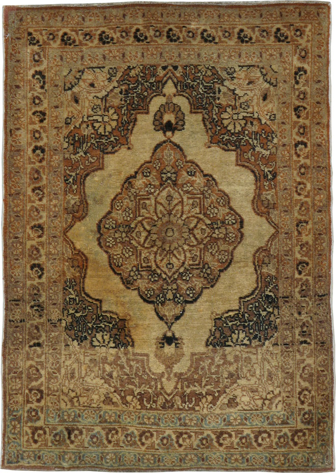 Antique Persian Tabriz Hagi Jalili Rug, No.17919 - Gsblank