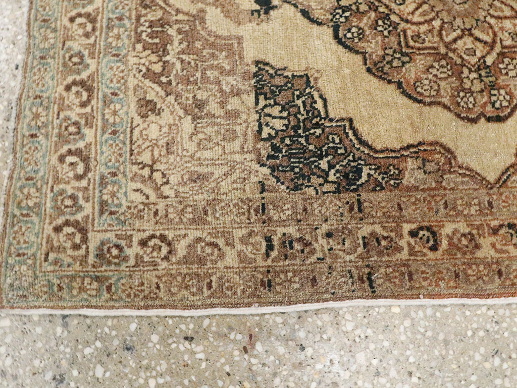 Antique Persian Tabriz Hagi Jalili Rug, No.17919 - Gsblank