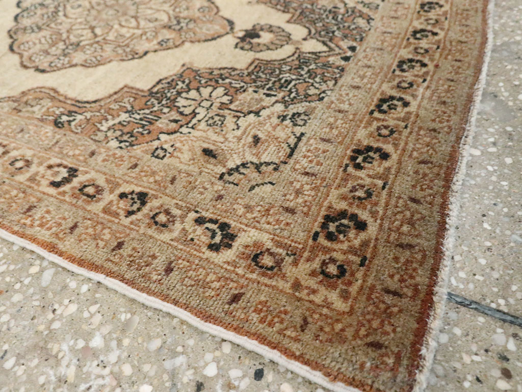 Antique Persian Tabriz Hagi Jalili Rug, No.17919 - Gsblank