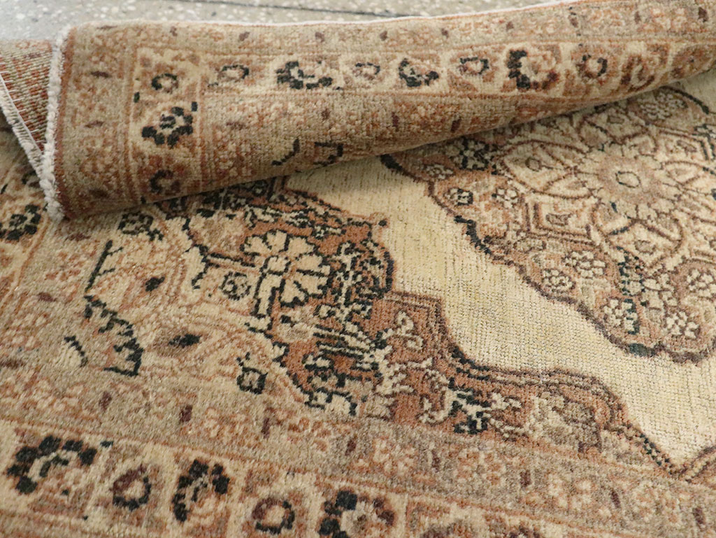 Antique Persian Tabriz Hagi Jalili Rug, No.17919 - Gsblank