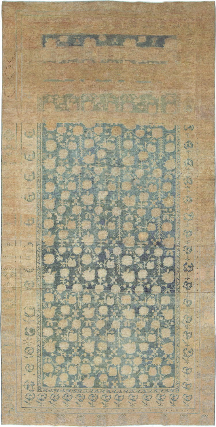 Antique East Turkestan Khotan Carpet, No.17926 - Gsblank