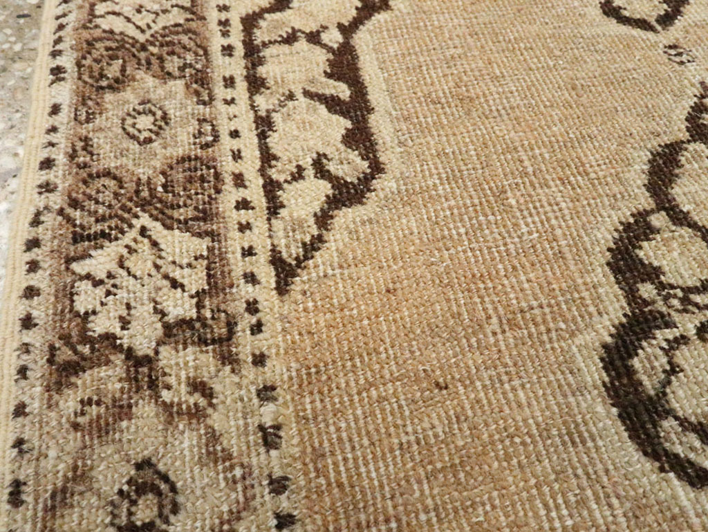 Antique Persian Tabriz Rug, No.17934 - Gsblank