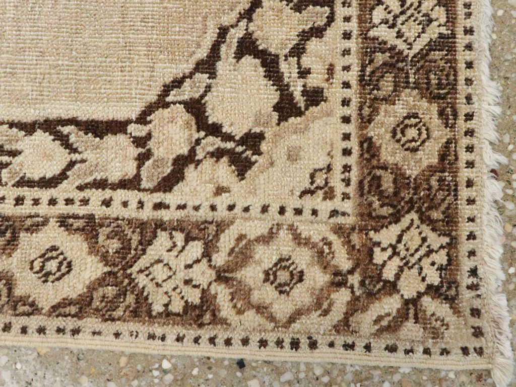 Antique Persian Tabriz Rug, No.17934 - Gsblank