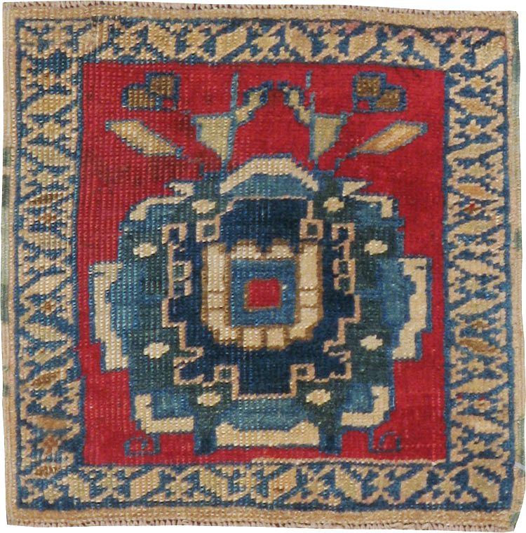 Antique Persian Heriz Square Throw Rug, No.17938 - Gsblank