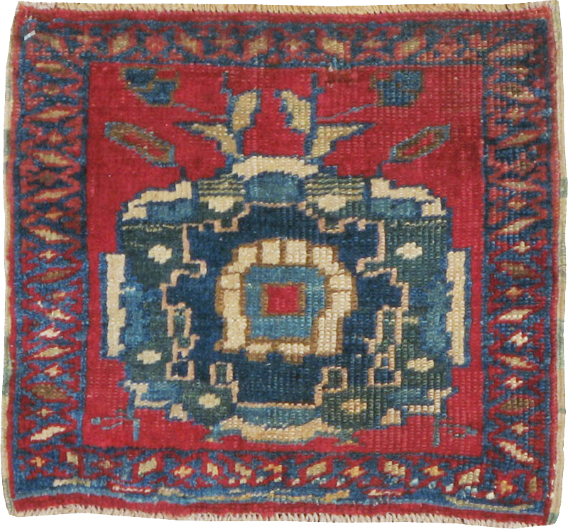 Antique Persian Heriz Square Throw Rug, No.17939 - Gsblank