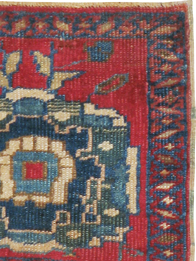 Antique Persian Heriz Square Throw Rug, No.17939 - Gsblank