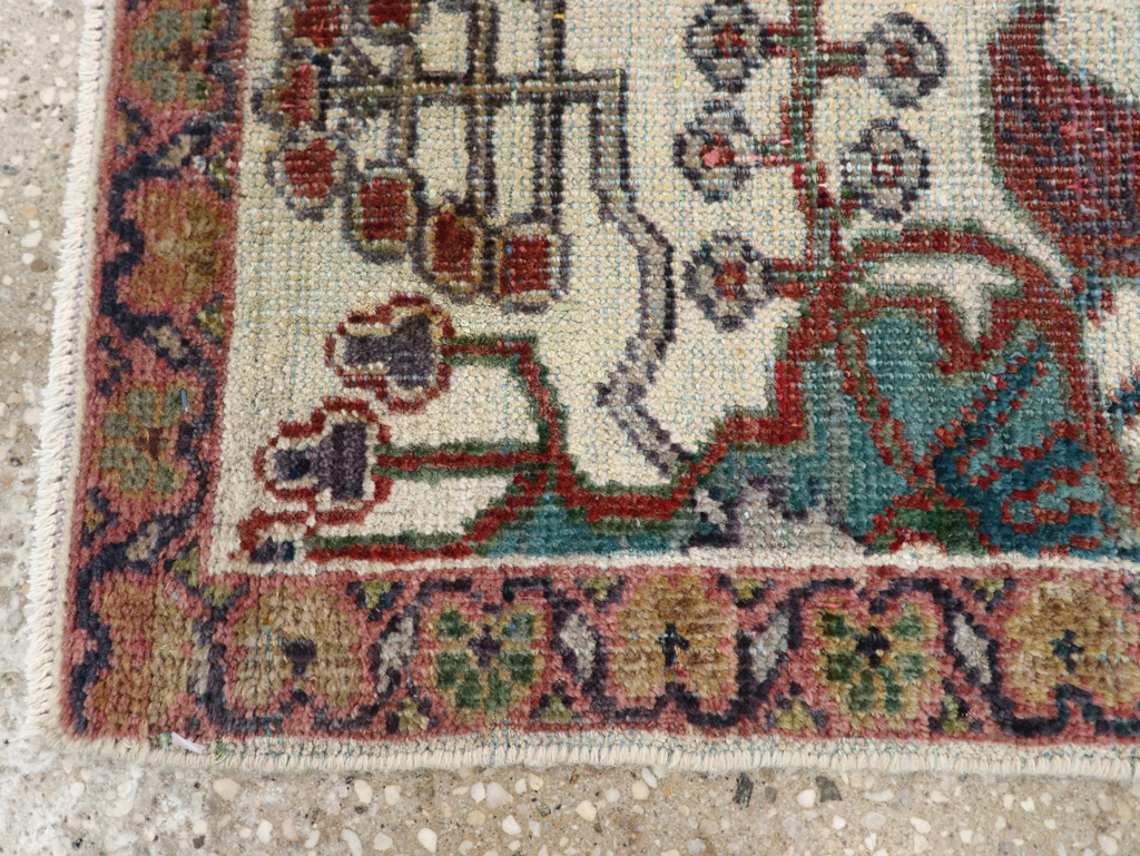 Vintage Persian Mahal Rug, No.17949 - Gsblank