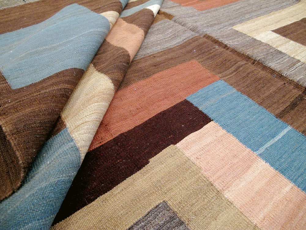 Modern Persian Flatweave Room Size Carpet, No.17967 - Gsblank