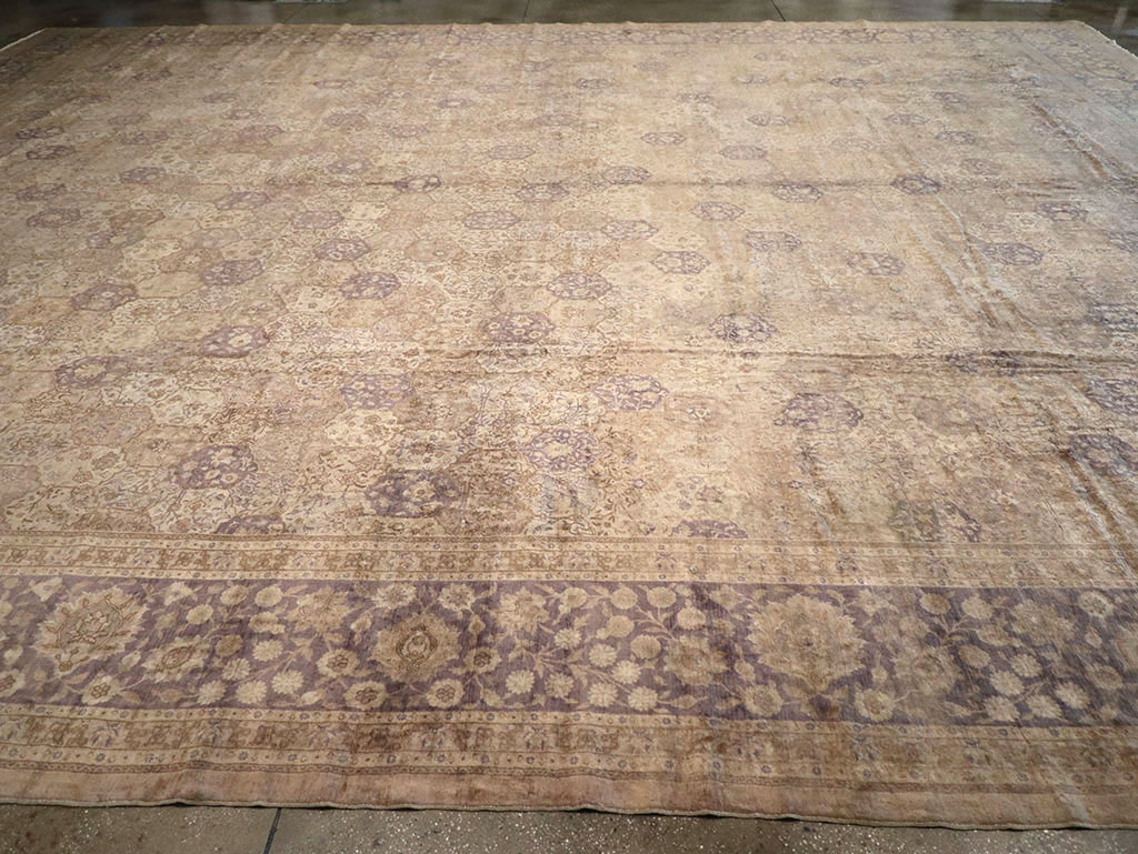 Vintage Turkish Sivas Oversize Carpet, No.17982 - Gsblank