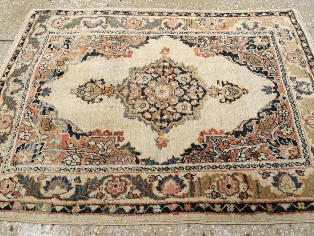 Antique Persian Tabriz Hagi Jalili Rug, No.18021 - Gsblank