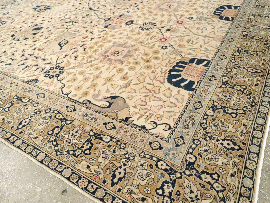 Antique Persian Tabriz Carpet, No.18022 - Gsblank