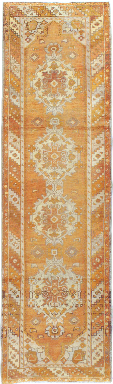 Antique Turkish Oushak Runner, No.18037 - Gsblank