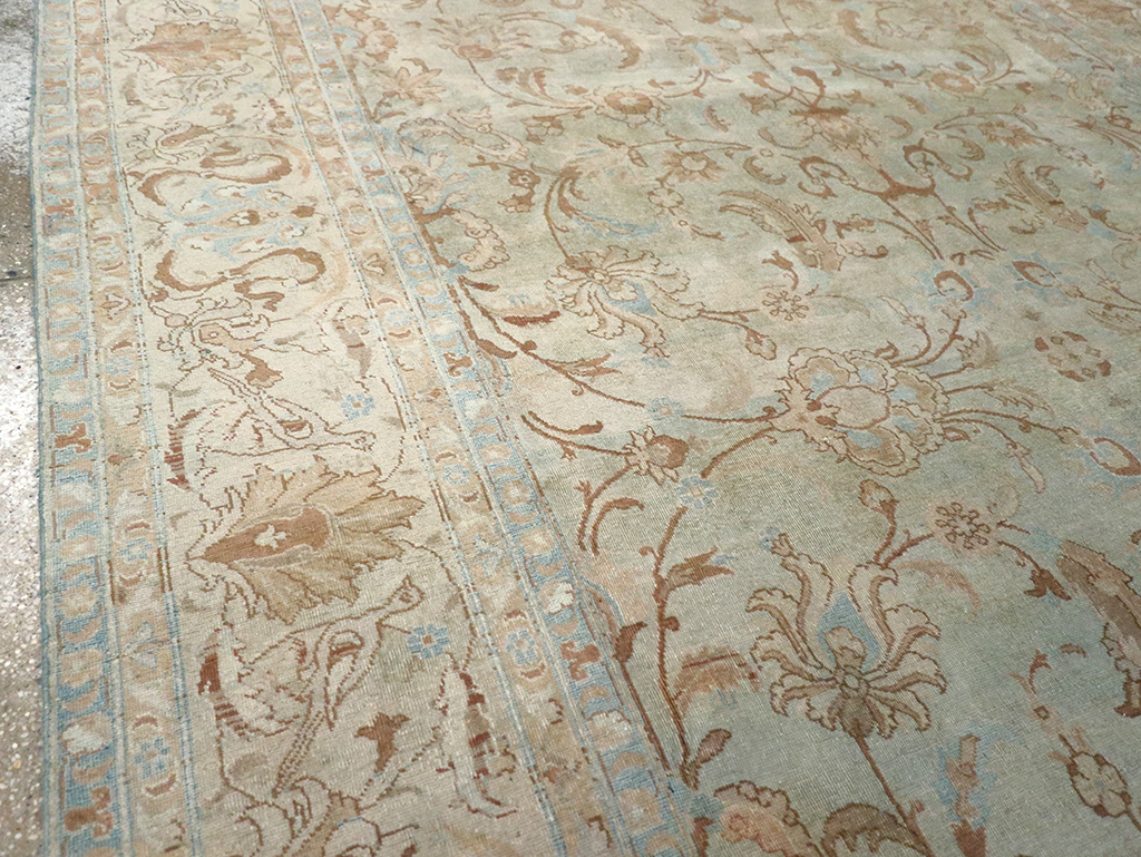 Antique Persian Tabriz Carpet, No.18065 - Gsblank