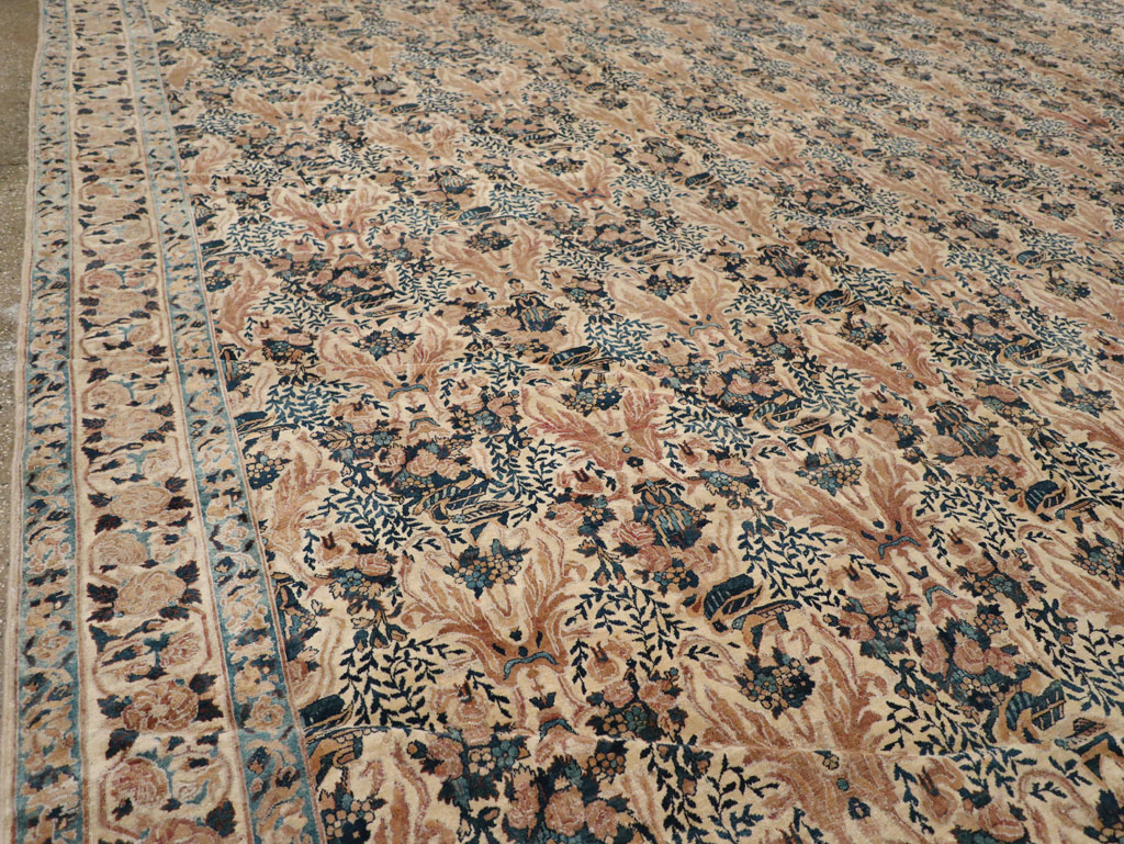 Antique Persian Lavar Kerman Carpet, No.18137 - Gsblank