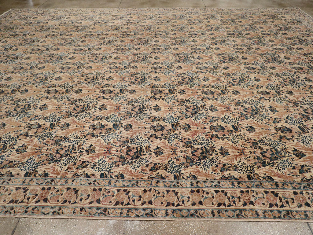 Antique Persian Lavar Kerman Carpet, No.18137 - Gsblank