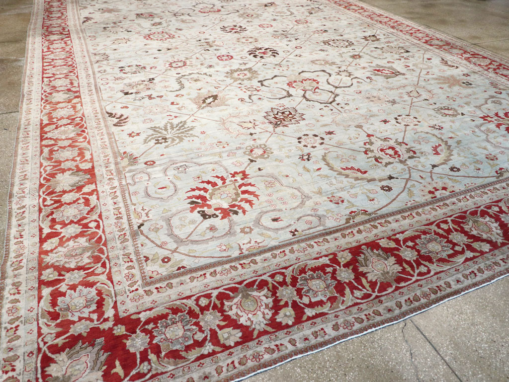 Antique Persian Tabriz Carpet, No.18141 - Gsblank