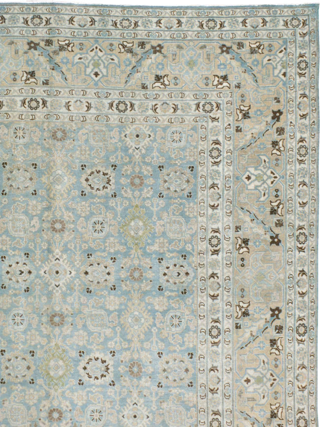 Antique Persian Tabriz Carpet, No.18147 - Gsblank