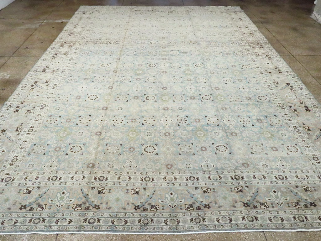 Antique Persian Tabriz Carpet, No.18147 - Gsblank