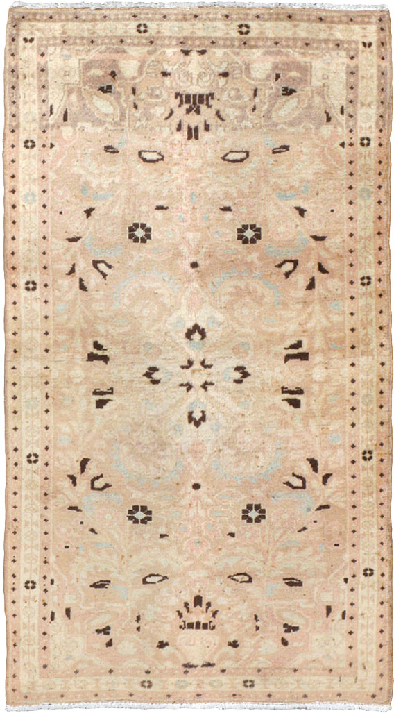 Antique Persian Tabriz Rug, No.18160 - Gsblank