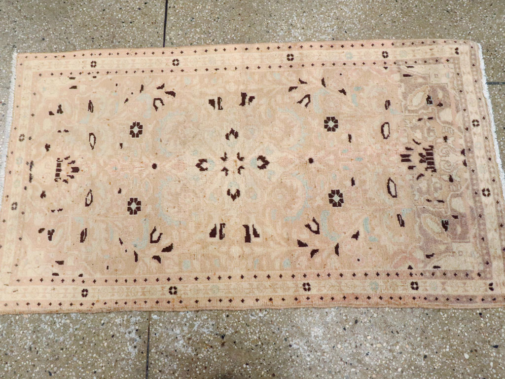 Antique Persian Tabriz Rug, No.18160 - Gsblank