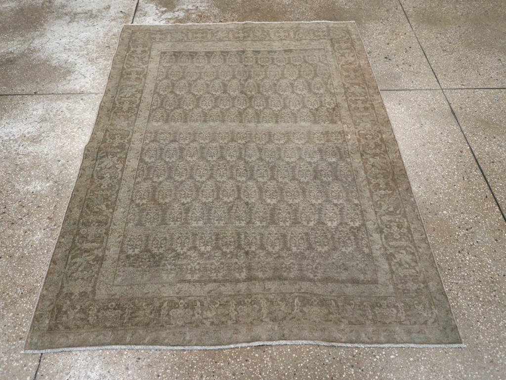 Antique Persian Tabriz Rug, No.18161 - Gsblank