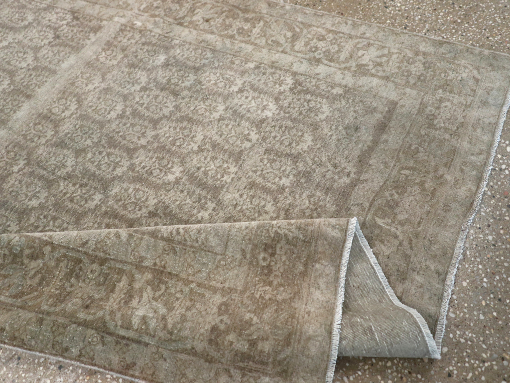 Antique Persian Tabriz Rug, No.18161 - Gsblank