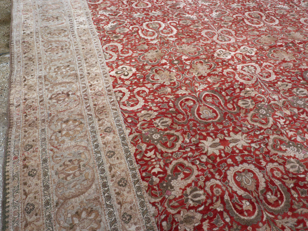 Antique Persian Tabriz Rug, No.18167 - Gsblank