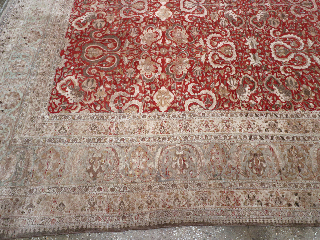 Antique Persian Tabriz Rug, No.18167 - Gsblank