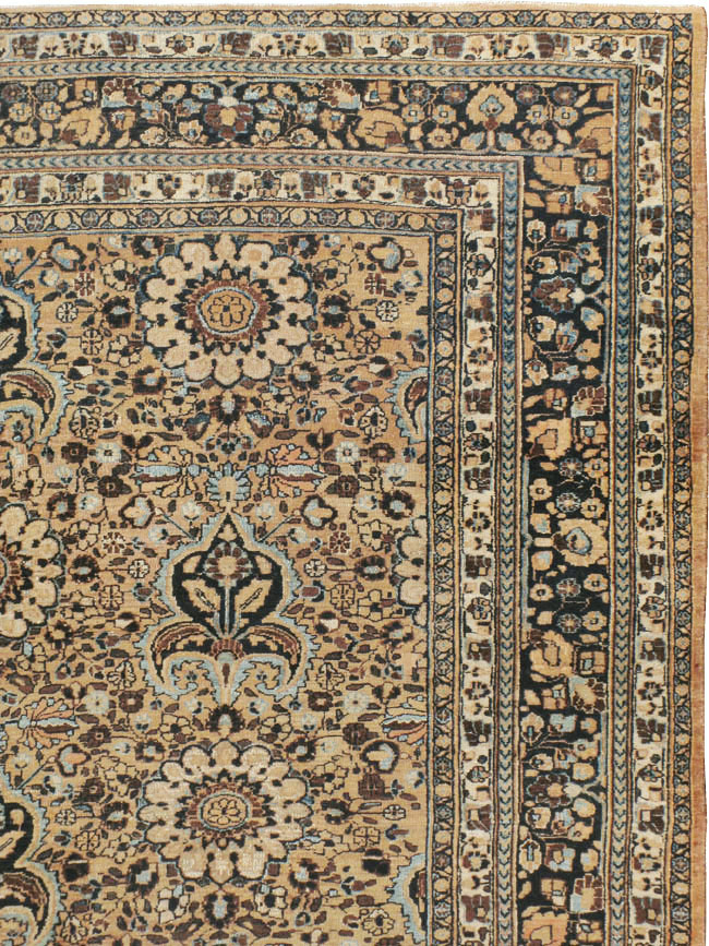 Antique Persian Mashad Carpet, No.18181 - Gsblank
