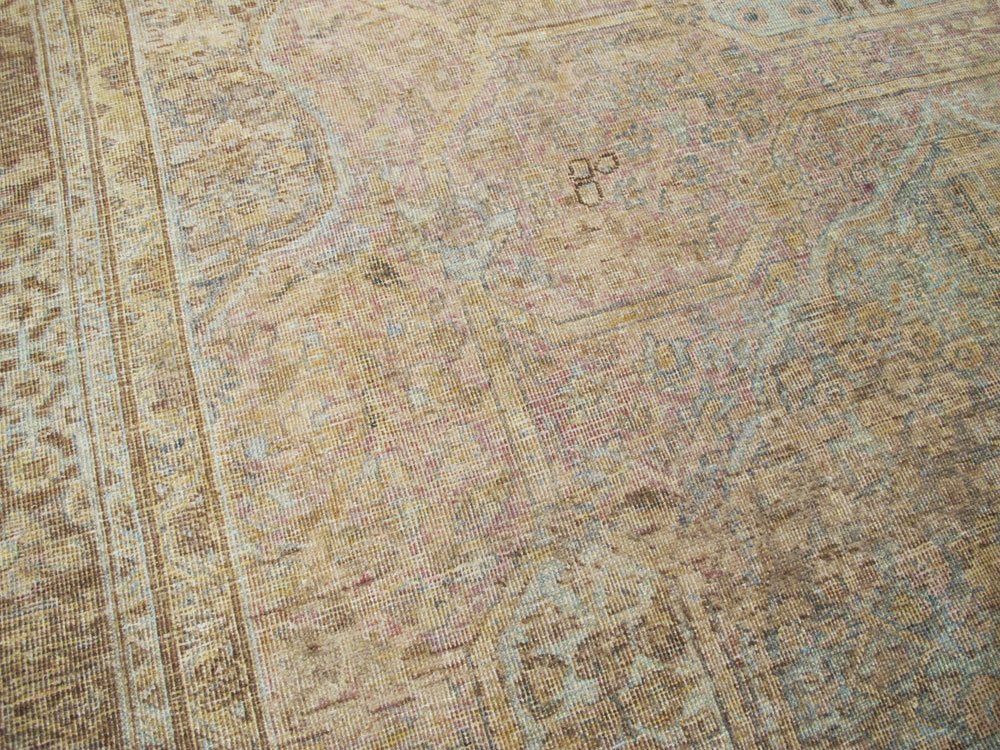 Antique Persian Tabriz Carpet, No.18187 - Gsblank