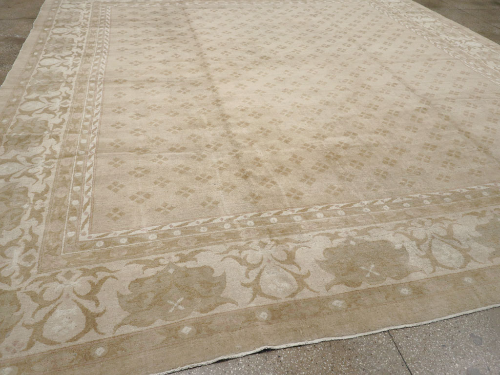 Antique Indian Agra Carpet, No.18259 - Gsblank