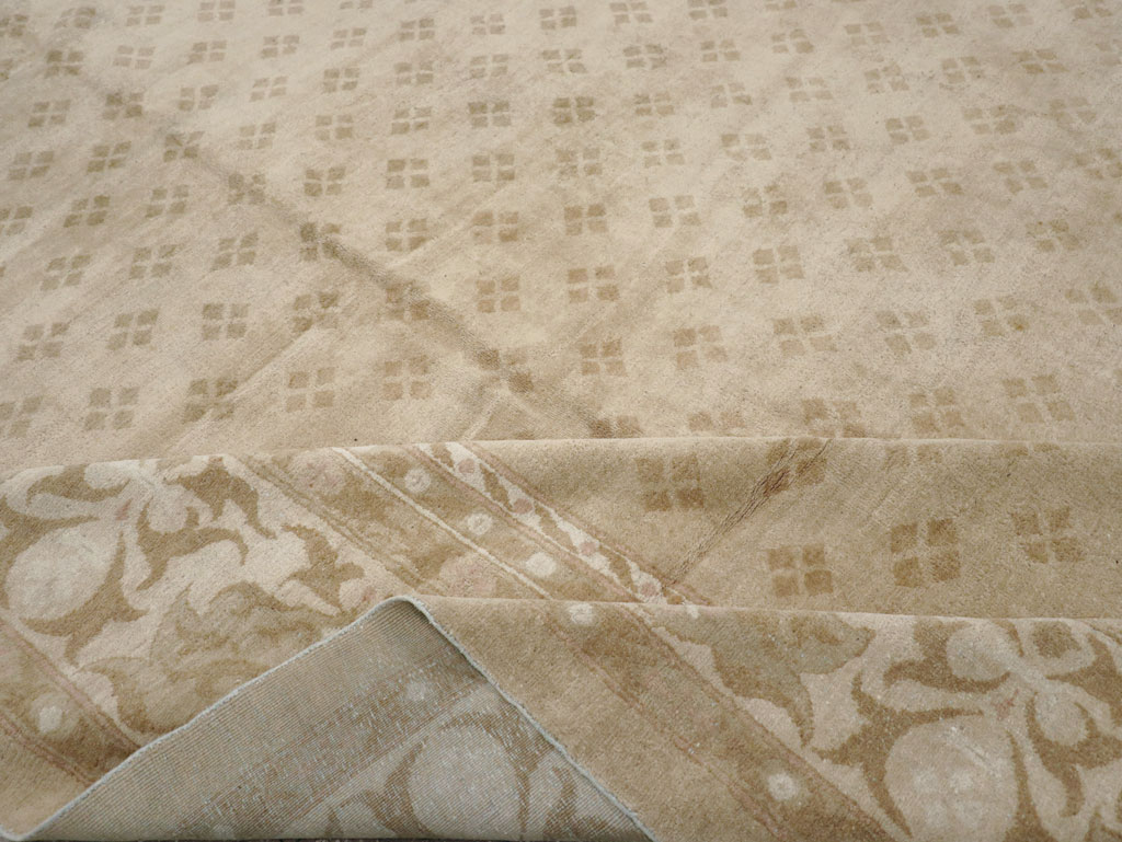 Antique Indian Agra Carpet, No.18259 - Gsblank