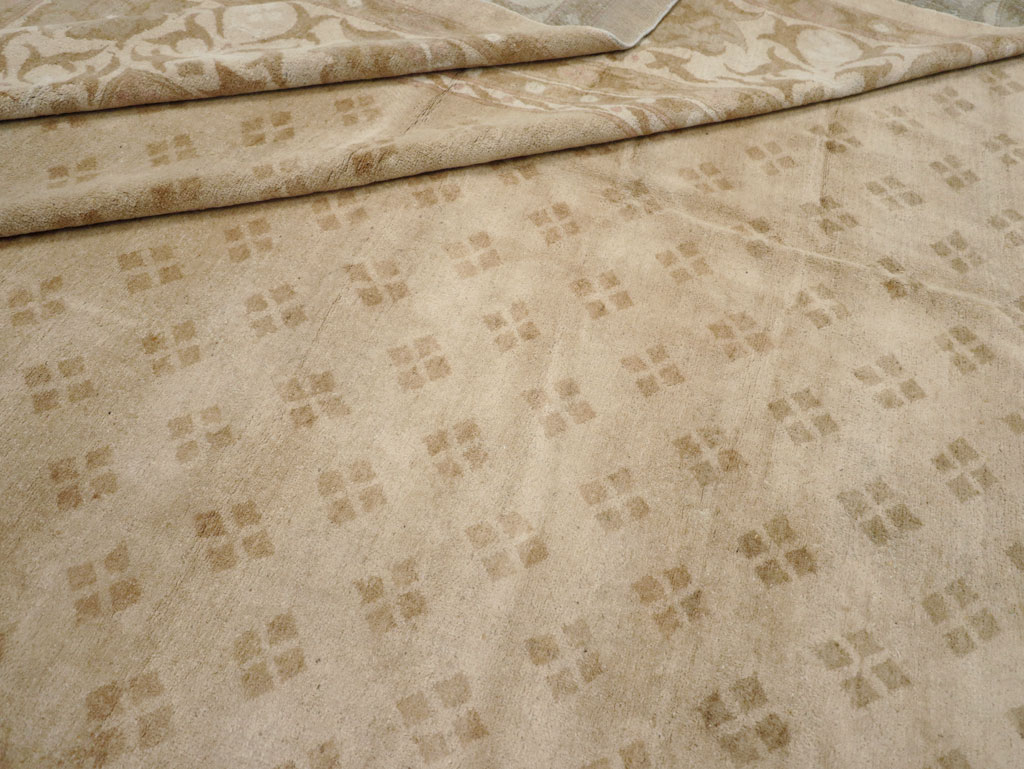 Antique Indian Agra Carpet, No.18259 - Gsblank