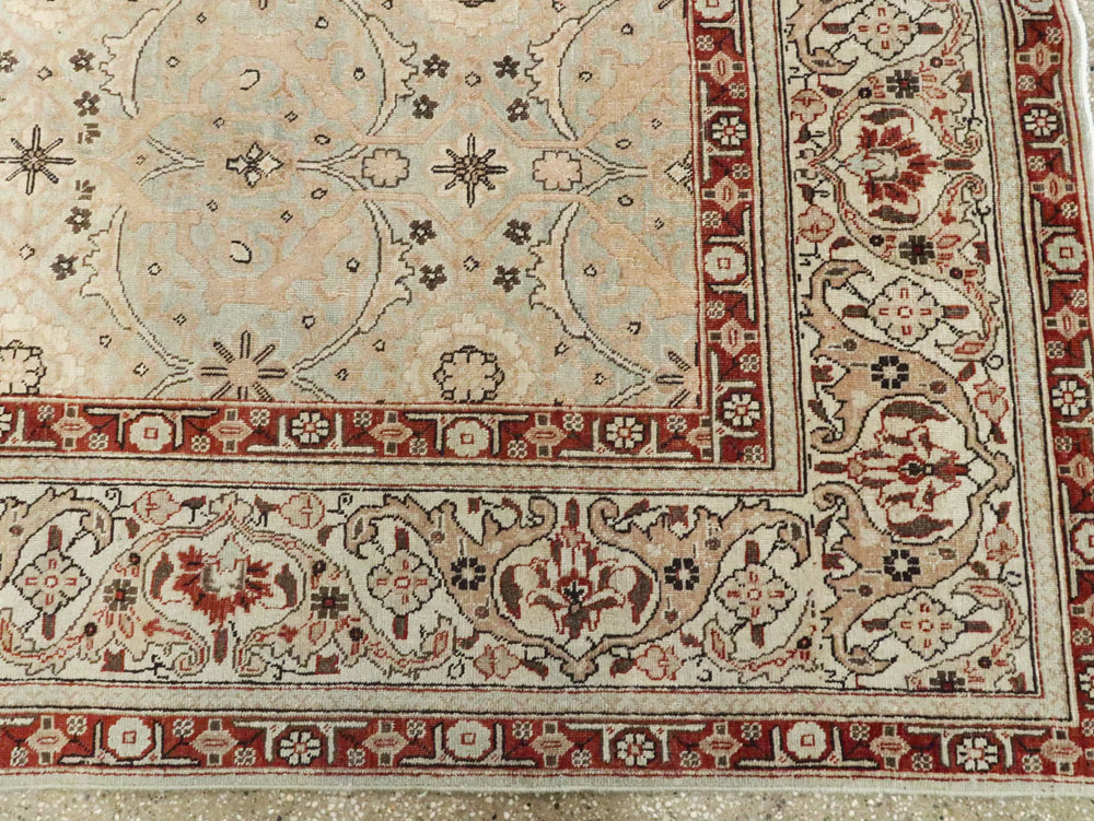 Antique Persian Tabriz Carpet, No.18267 - Gsblank