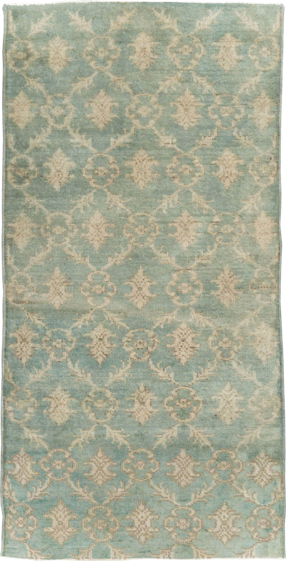 Vintage Turkish Anatolian Throw Rug, No.18272 - Gsblank
