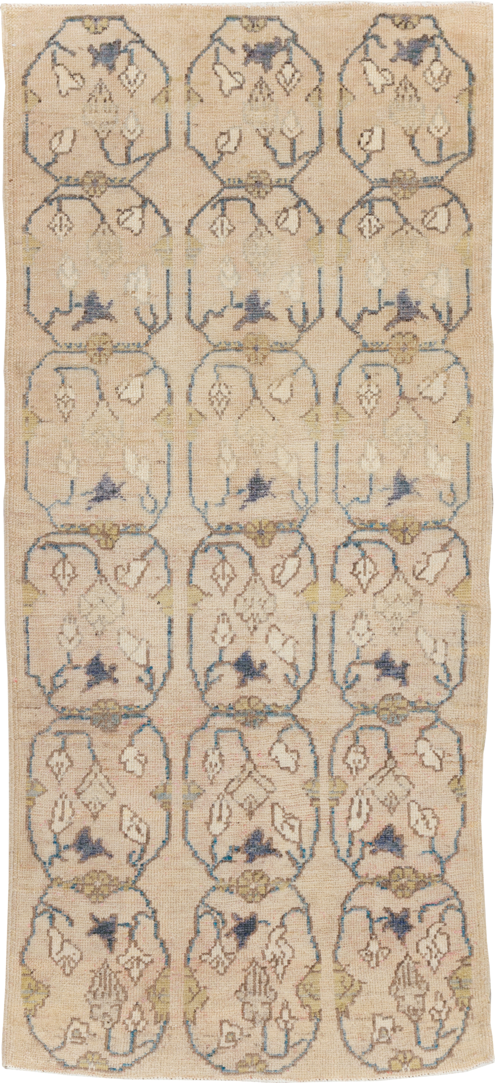 Vintage Turkish Anatolian Rug, No.18277 - Gsblank