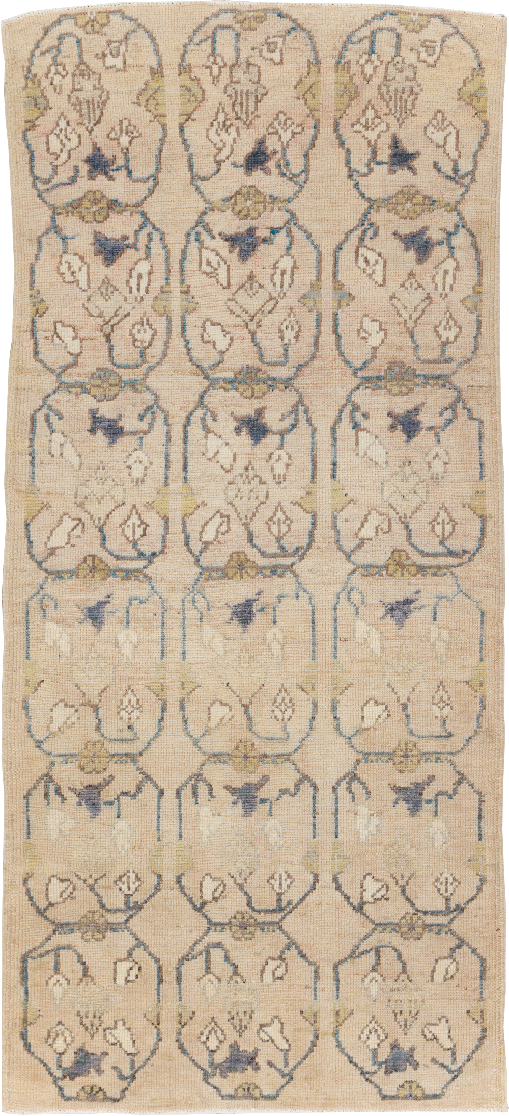 Vintage Turkish Anatolian Rug, No.18277 - Gsblank