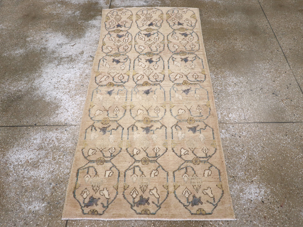 Vintage Turkish Anatolian Rug, No.18277 - Gsblank