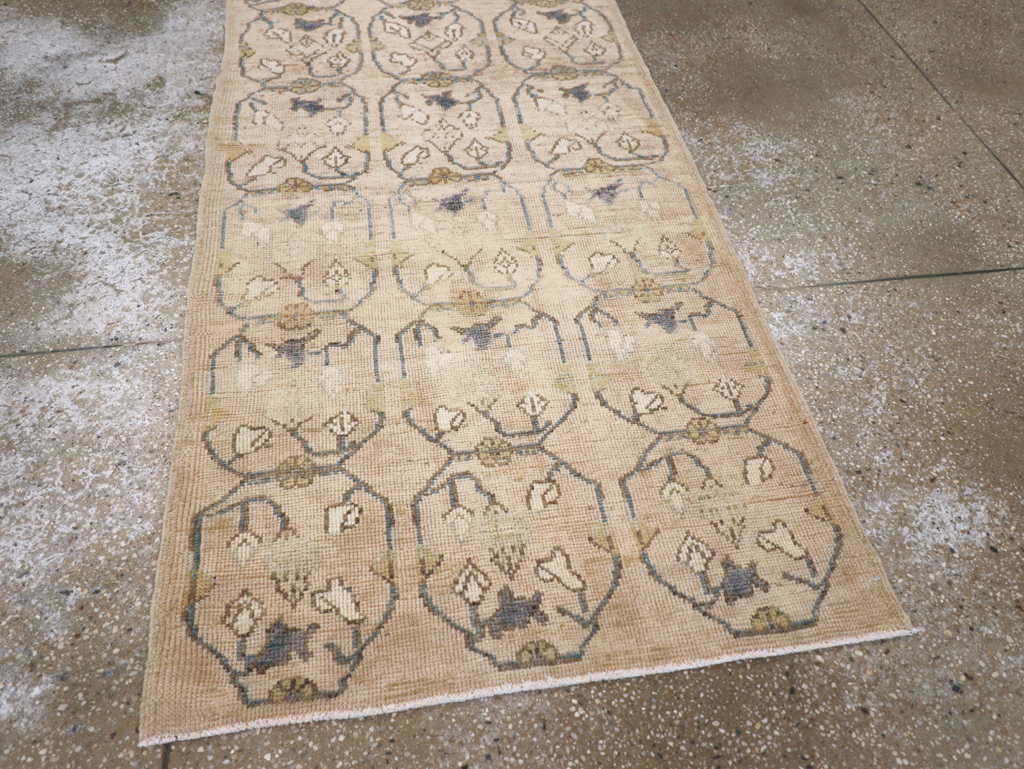 Vintage Turkish Anatolian Rug, No.18277 - Gsblank