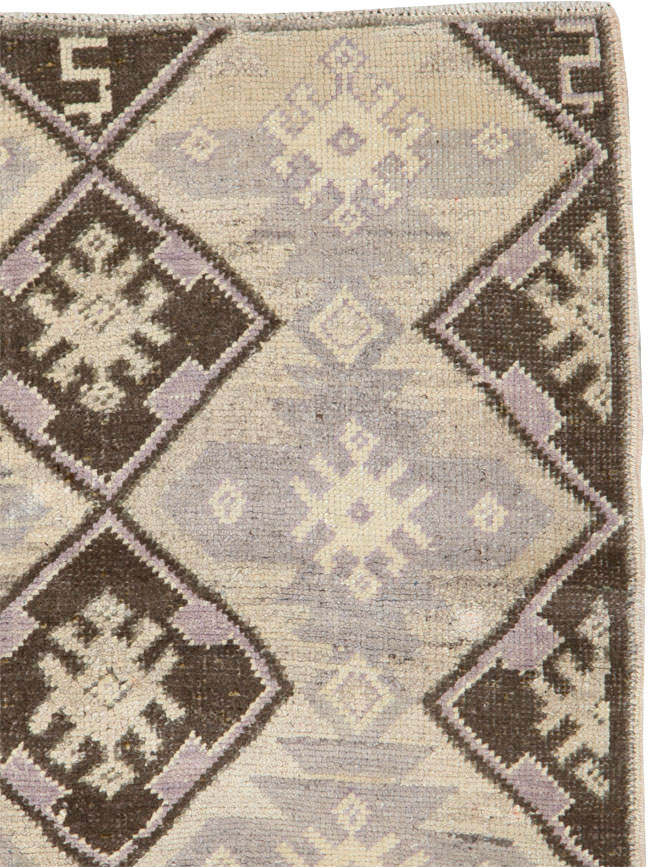 Vintage Turkish Anatolian Rug, No.18280 - Gsblank