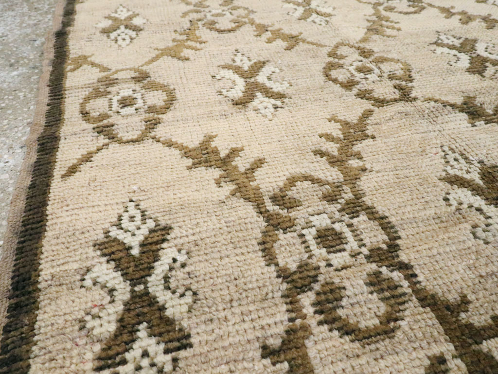 Vintage Turkish Anatolian Rug, No.18282 - Gsblank