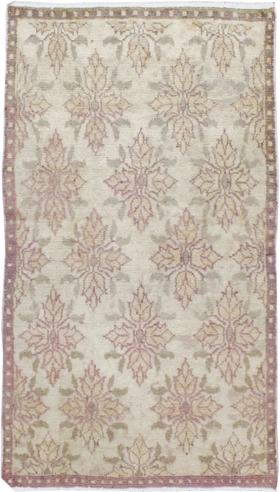 Vintage Turkish Anatolian Rug, No.18295 - Gsblank