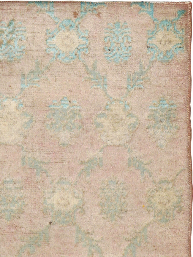 Vintage Turkish Anatolian Rug, No.18298 - Gsblank