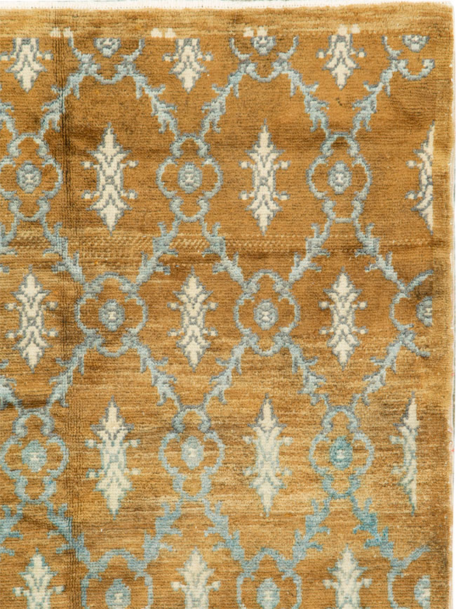 Vintage Turkish Anatolian Rug, No.18299 - Gsblank