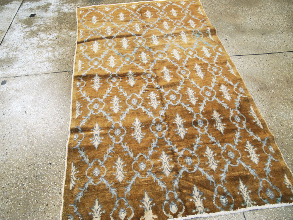 Vintage Turkish Anatolian Rug, No.18299 - Gsblank