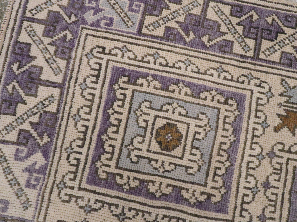 Vintage Turkish Anatolian Rug, No.18313 - Gsblank